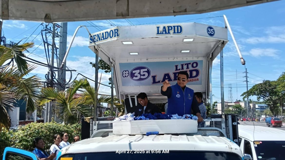 SINUYOD NI SENADOR LITO LAPID ANG LALAWIGAN NG BATAAN SA KANYANG SARILING MOTORCADE.